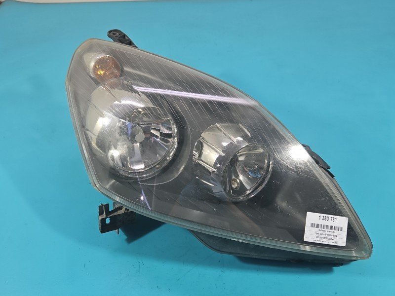 Reflektor prawy lampa przód Opel Zafira B EUROPA