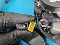 Pas bezpieczeństwa przód prawy pasażera Opel Astra IV J 13330867, 617023500