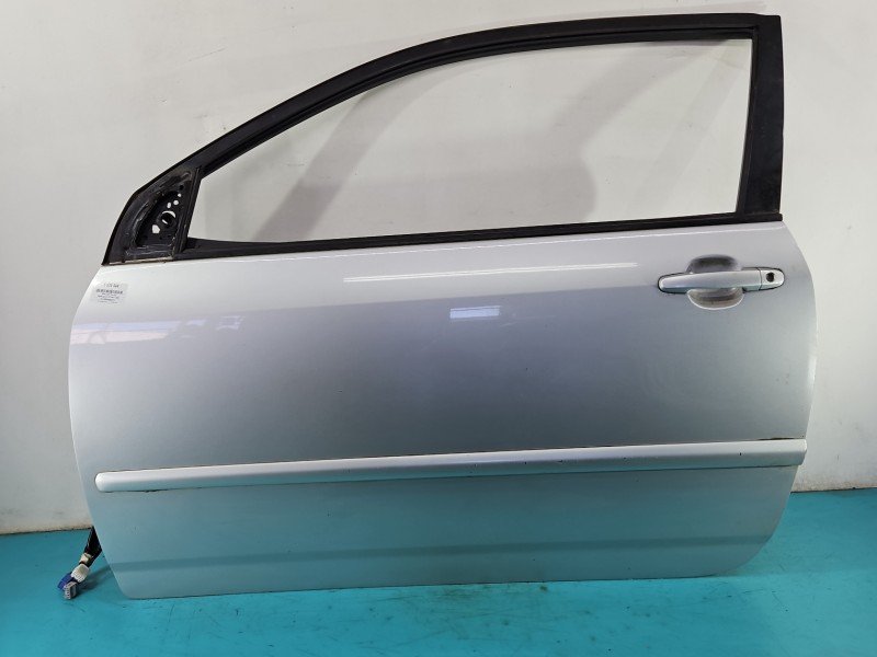 DRZWI PRZÓD LEWE KIEROWCY Toyota Corolla E12 3d 199