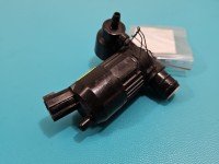 Pompka spryskiwacza Ford Mondeo Mk5 DV61-17664-AA