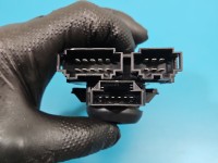 Przełącznik Producent części: Audi, fotela przód prawy, 2el Audi A4 B9 8W0959748B, 8E0959777A