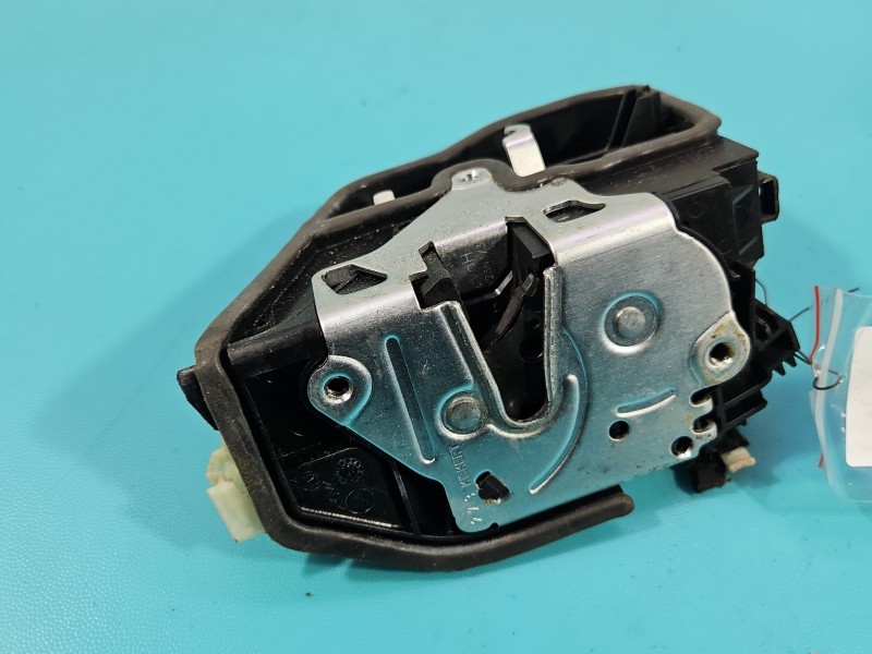 Zamek przód lewy bmw F30 EUROPA 4pin 4822441