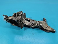 Mocowanie uchwyt Alternatora, sprężarki klimatyzacji,pompy wtryskowej Vw Touran II 04L903143B