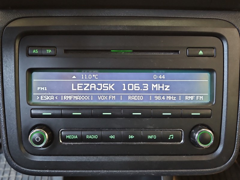 Radio fabryczne Skoda Fabia II 5J0035161G radioodtwarzacz