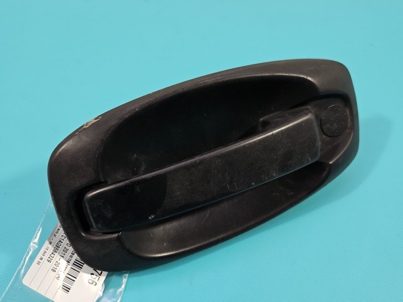 Klamka tył prawa zewnętrzna Opel Combo D 7355454960 Klamka tył prawa zewnętrzna Opel Combo D 7355454960