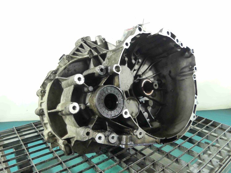 Skrzynia biegów Volvo V40 II 12- 2.0 D2