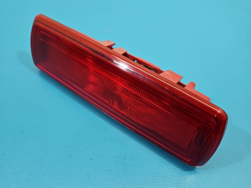 TRZECIE ŚWIATŁO STOP STOPU Renault Trafic III HB