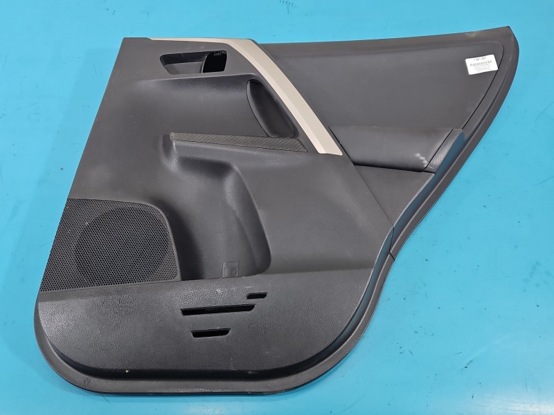 Tapicerka drzwi tył prawa boczek Toyota Rav4 IV 67721-X1B08