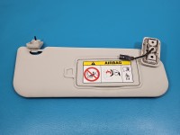 Przesłonka prawa Jaguar XE X760 DASZEK osłona przeciwsłoneczna