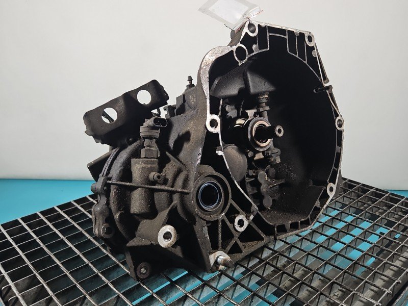 Skrzynia biegów Fiat Doblo I 1,3.0 jtd Skrzynia biegów Fiat Doblo I 1,3.0 jtd