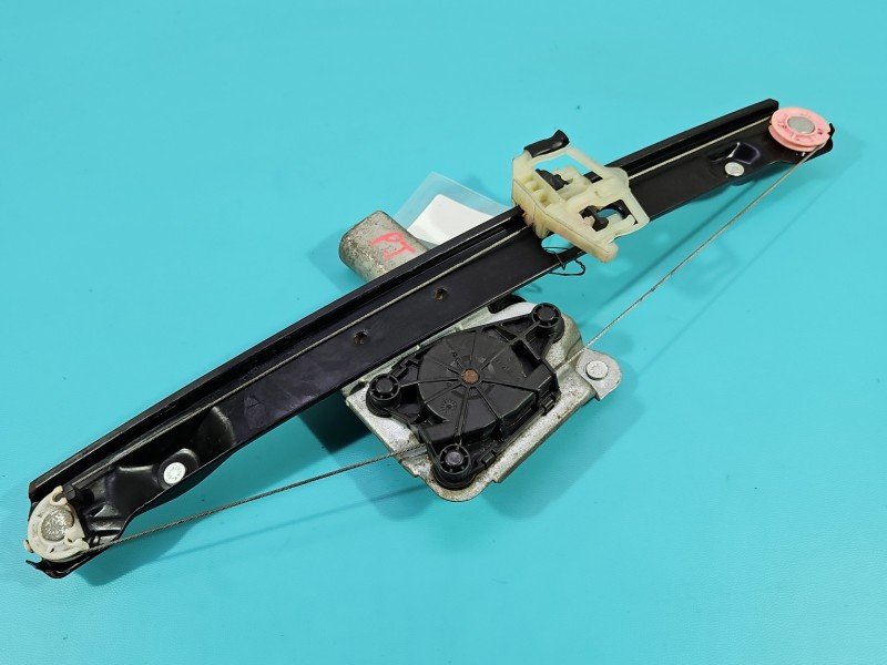 Podnośnik tył prawy Bmw e90 7075884 sedan