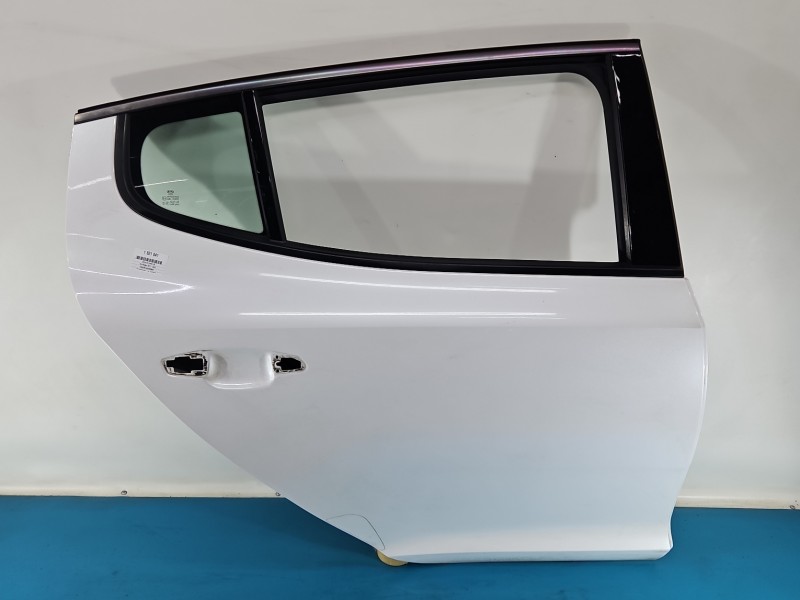 Drzwi tył prawe Kia Stinger HB 5d SNOW WHITE PEARL