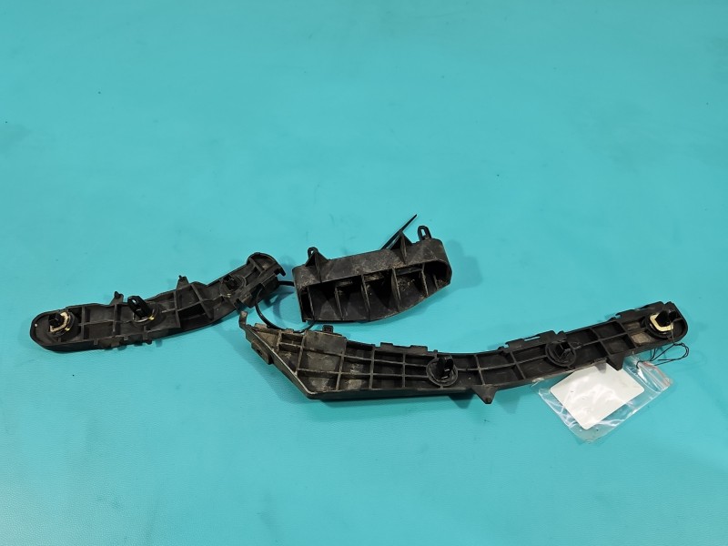 Ślizg zderzaka tył prawy Toyota Avensis III T27 52562-05030, 52577-05010