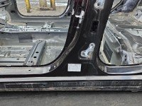 Próg lewy SŁUPEK ŚRODKOWY B Infiniti Q30 HB 5d czarny GAC