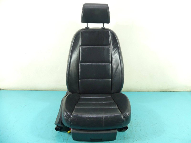 Fotel prawy pasażera Audi A6 C6