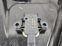 Podnośnik przód lewy MERCEDES W176 A2465404805 5d HB