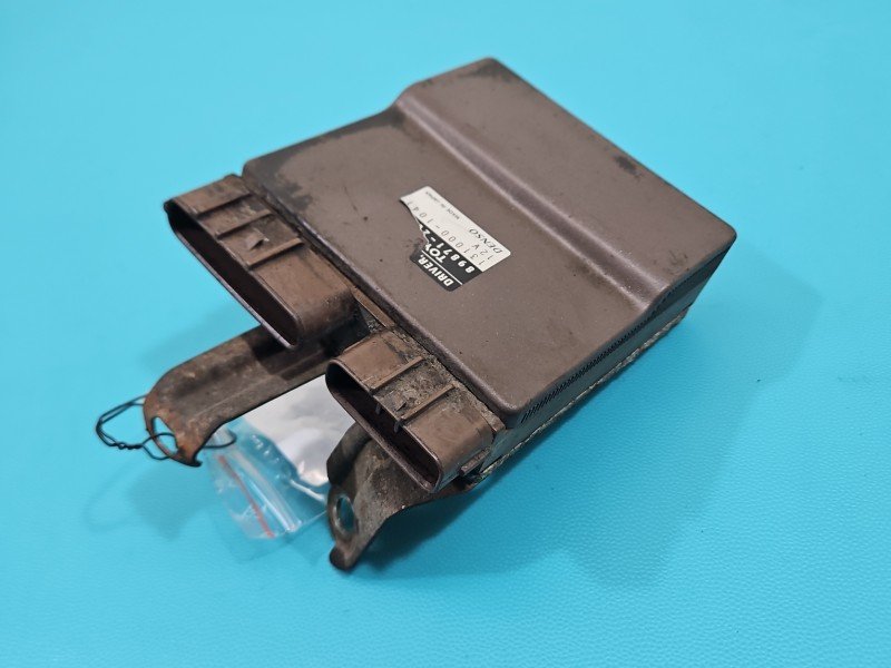 Sterownik moduł WTRYSKÓW Toyota Corolla E12 131000-1041, 89871-20030