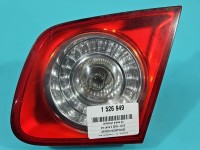 Lampa tył prawa Volkswagen, PRAWA W KLAPĘ TYŁ Vw Jetta V sedan