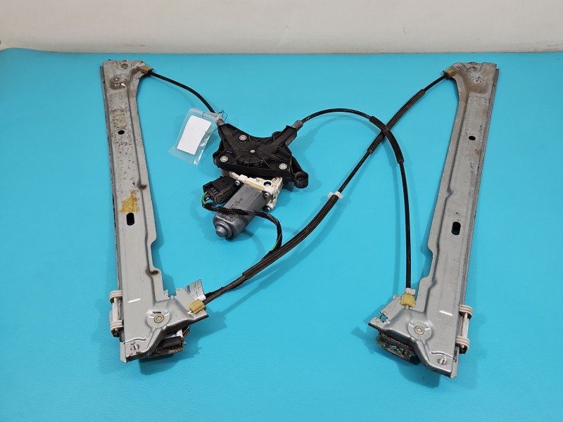 Podnośnik przód lewy SZYBY WINDA Mercedes Vito W639 5d HB