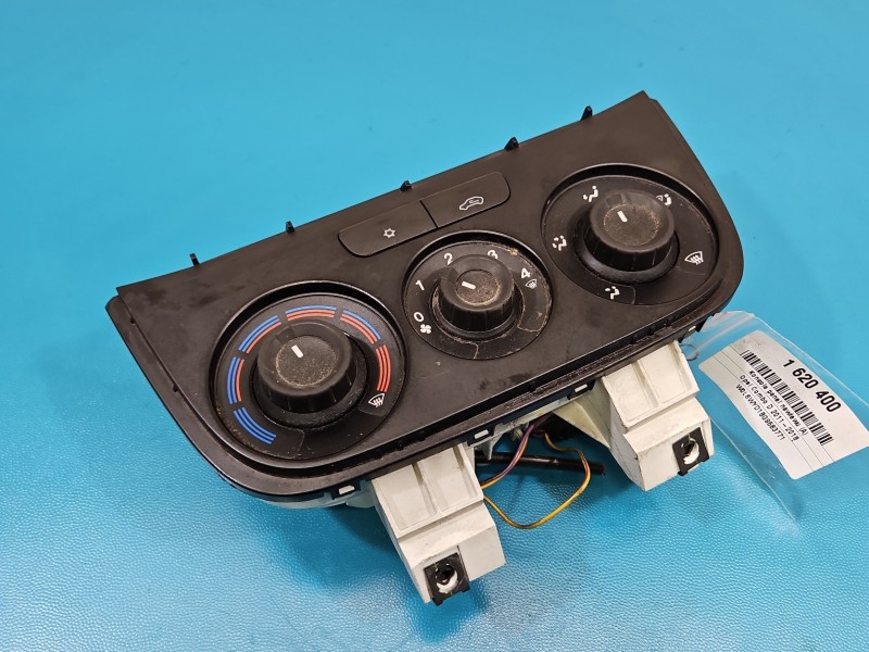 Konsola panel nawiewu Opel Combo D 735498657