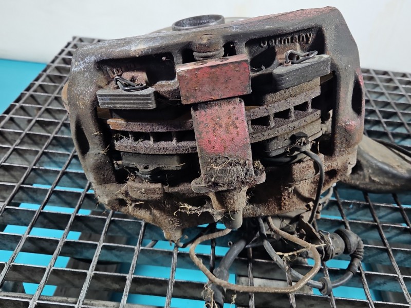 Zacisk przód lewy Audi A8 D2 4.2 V8