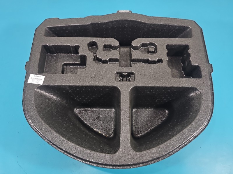 Wkład styropian bagażnika koła zapasowego Toyota Corolla E21 19- 64777-02390