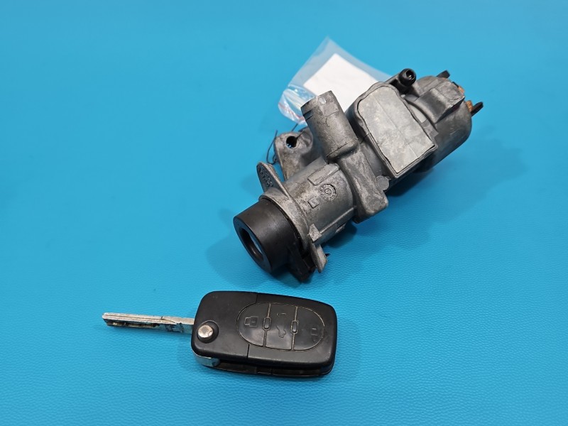 Stacyjka KLUCZYK WKŁADKA Audi A4 B5 4B0905851B