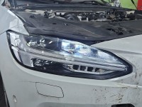 Reflektor prawy lampa przód Volvo S90 II 16- EUROPA 31386165
