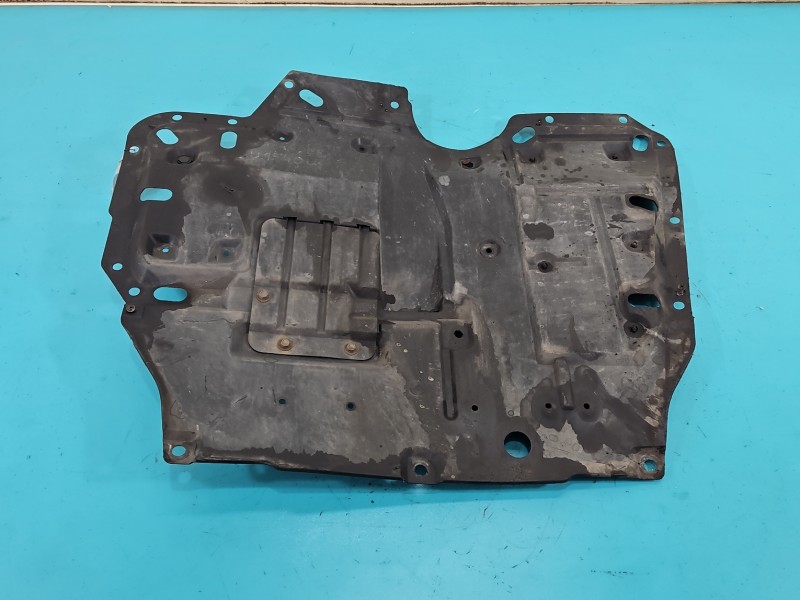 PŁYTA PODWOZIA Osłona silnika dolna Mitsubishi Outlander II 2.0 DI-D (BSY)