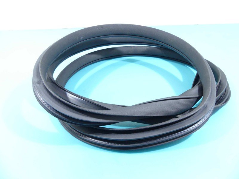 Uszczelka drzwi tył prawa MERCEDES GLC coupe X253 15-