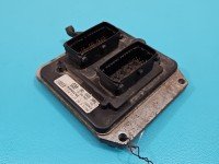 Komputer Sterownik silnika 90569370 Opel Vectra B 1.8 16V