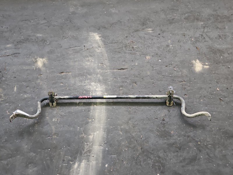 Drążek stabilizatora przód AUDI A4 B8