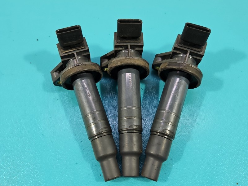 Cewka zapłonowa Toyota Aygo I 05-14 1.0 12V 3 szt 90919-W2001