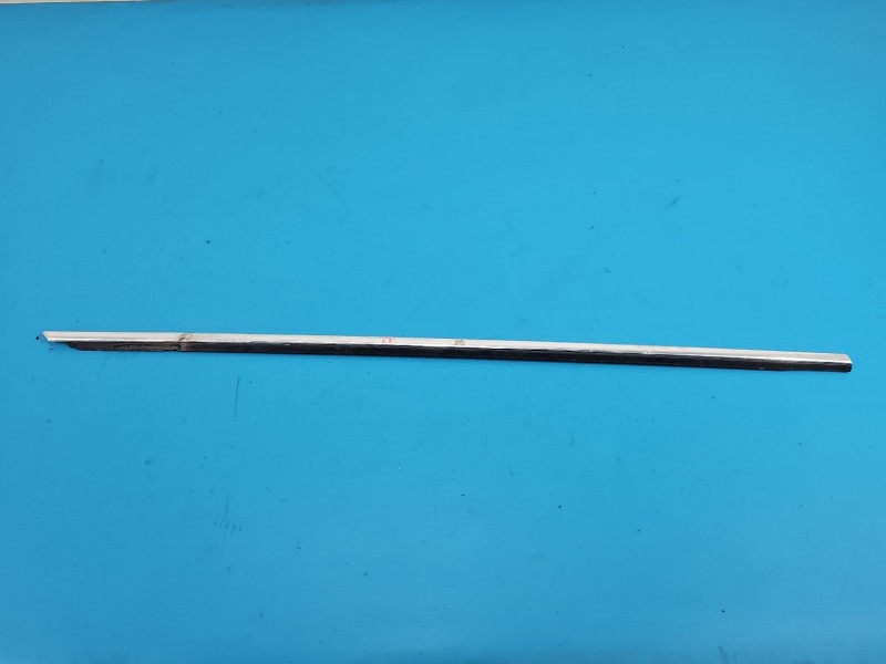 Listwa drzwi przód prawa Vw Passat B5