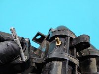 Kolektor ssący HYUNDAI i20 II 14-20 39300-03000, 9022010007 1.2 16V (G4LA)
