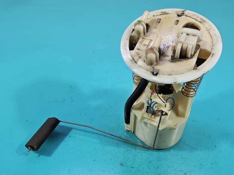 pompka Pompa paliwa Renault Scenic I 1.6 16V 7700431718