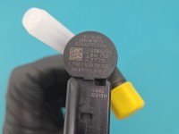 Wtryskiwacz Skoda Octavia III 28370681, 04L130277D 1.6 tdi