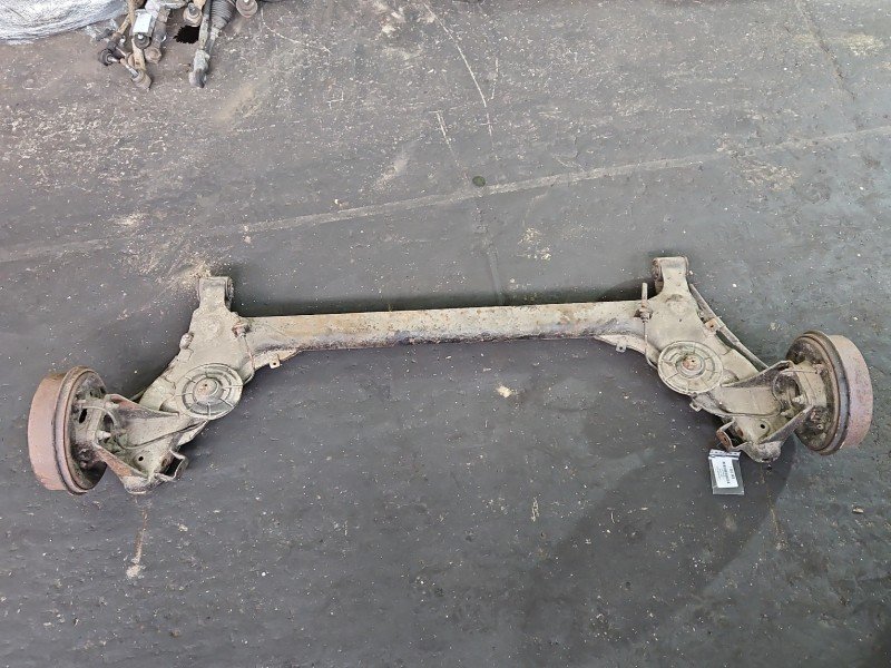 Tylna belka oś tył Daewoo Lanos 1.5 16v Tylna belka oś tył Daewoo Lanos 1.5 16v
