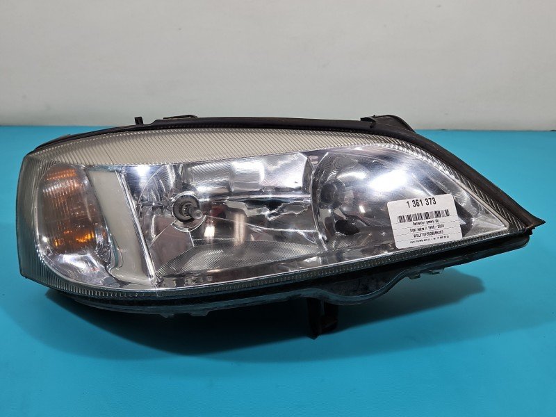 Reflektor prawy lampa przód Opel Astra II G EUROPA