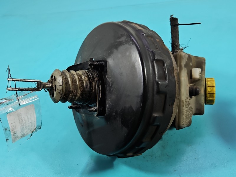 Serwo hamulcowe Vw Transporter T4 7D0612101B, 037757-22014 2.5 TDI