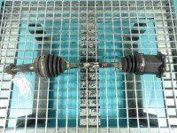 Półoś przód prawa Porsche Panamera I 970 3.0 V6 automat