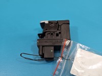 Przełącznik hamulca ręcznego AUDI A4 B8 8K1927225B