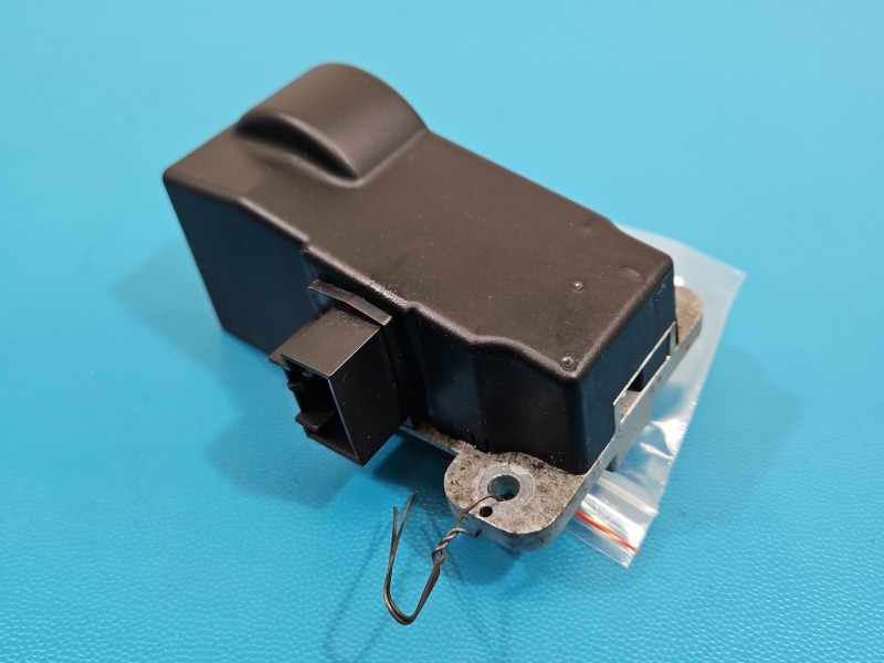 Blokada kierownicy Vw Passat B7 3C0905861J