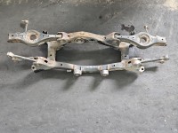 Tylna belka oś tył Hyundai Ix35 2.0 16V