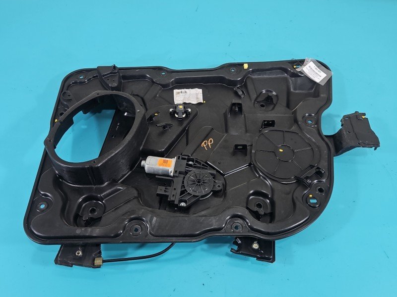 Podnośnik przód prawy Jeep Grand Cherokee IV WK2 Producent części: JEEP 931400-102. 5d HB