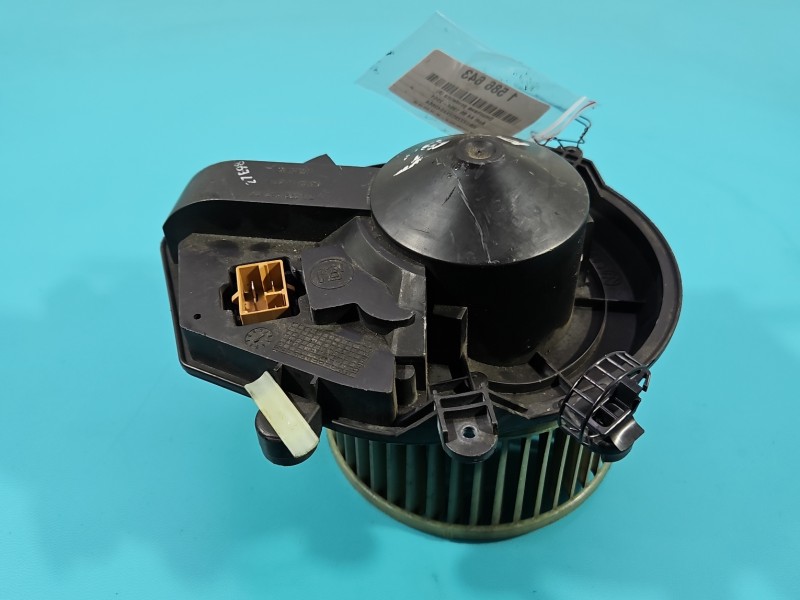 Dmuchawa nawiewu wentylator Audi A4 B5 europa 740221233F