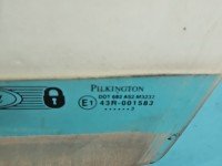 Szyba drzwi przód lewa Ford Fiesta Mk6 HB