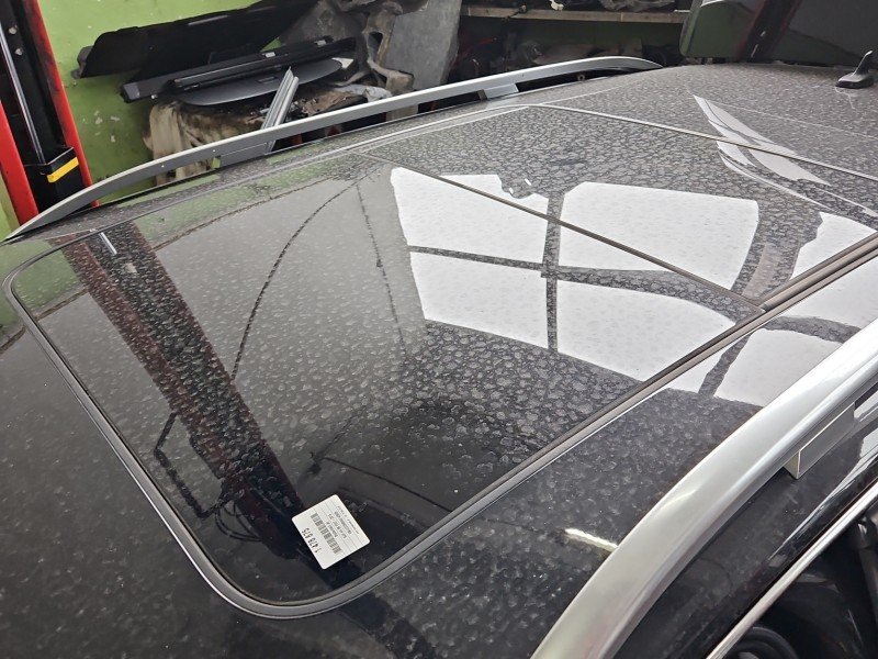 Szyberdach AUDI A4 B8 3.0 tdi Szyberdach AUDI A4 B8 3.0 tdi