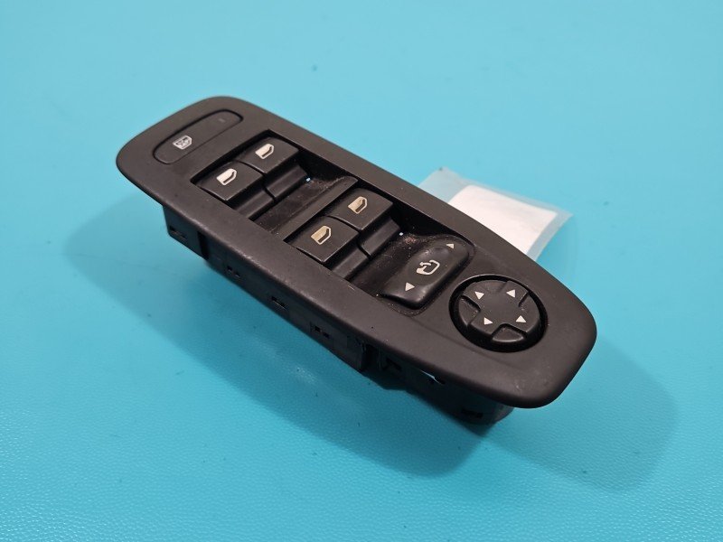 Przełącznik szyb Peugeot 2008 I 96749624ZD Peugeot, Europejska, szyb x4 + regulacji lusterek EU