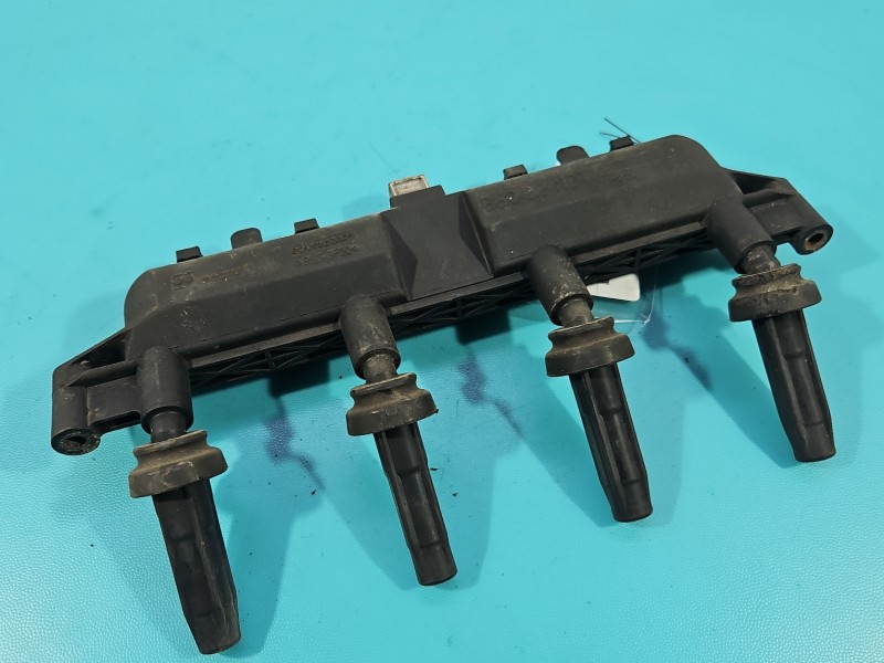 Cewka zapłonowa Peugeot 307 1.4 8V wiel Peugeot, 4 pin / szara wtyczka